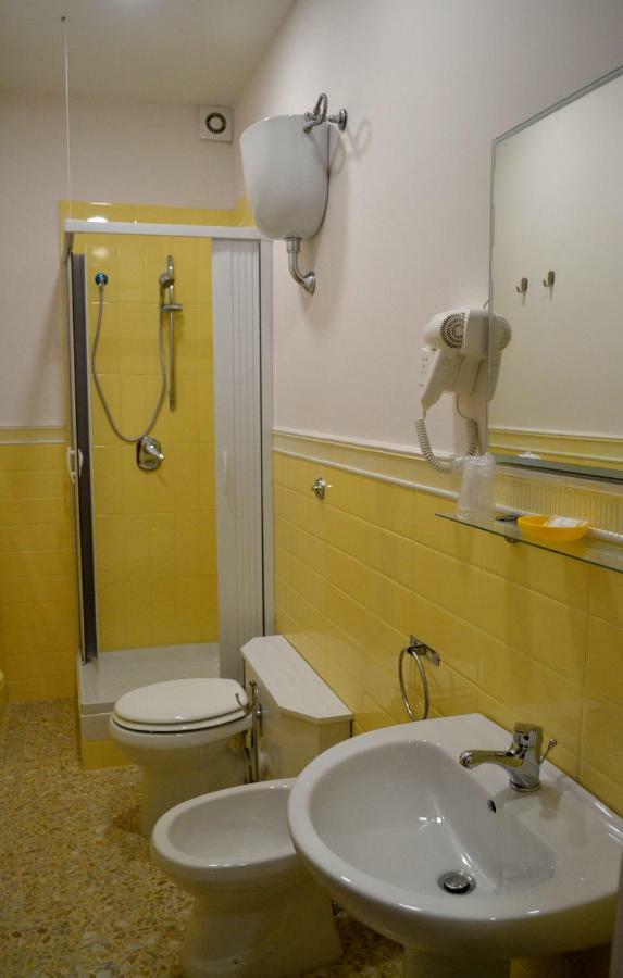 Le Sirene Otel Napoli Dış mekan fotoğraf